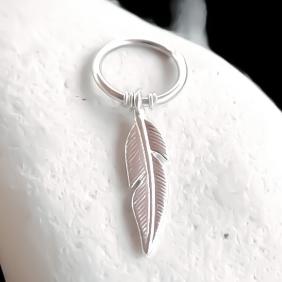 925 Sterling Boho Feather Cartilage Helix Hoop Earring for Upper Ear Piercing - Picture 3 of 9